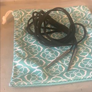 Kendra Scott necklace